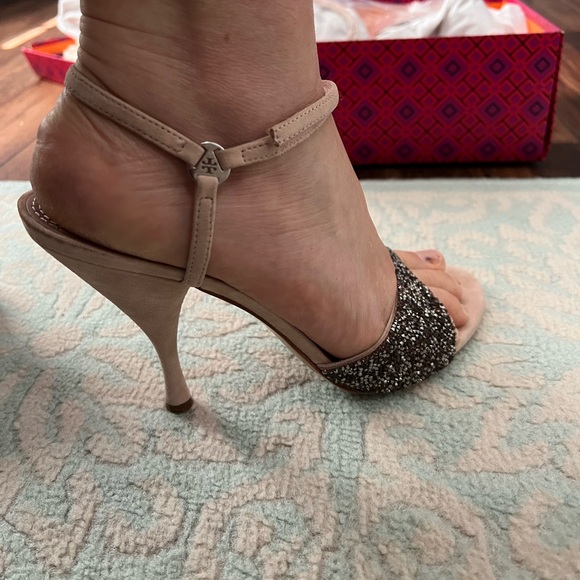 Tory Burch Elodie sandal, size 9 - Picture 13 of 14